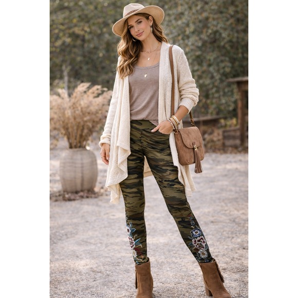 Johnny Was Pants - Johnny Was Jailyn Camo Embroidered Leggings S Boho Stretch Floral